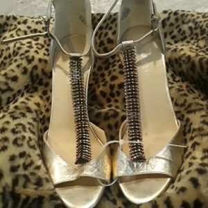 BNWT Nine West open to heels.